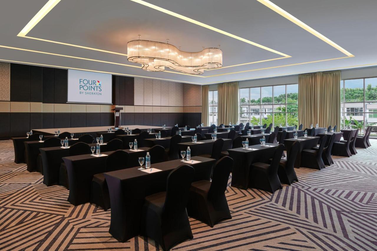 Four Points By Sheraton デサル エクステリア 写真